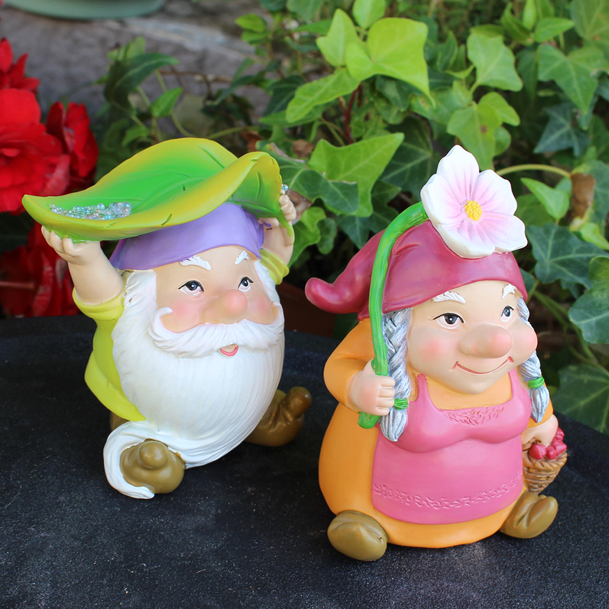 Rainproof Dwarf Couple Decorat - огляд і ціна Bonsai Garden Home